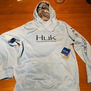 Huk Medium Performance Hoodie